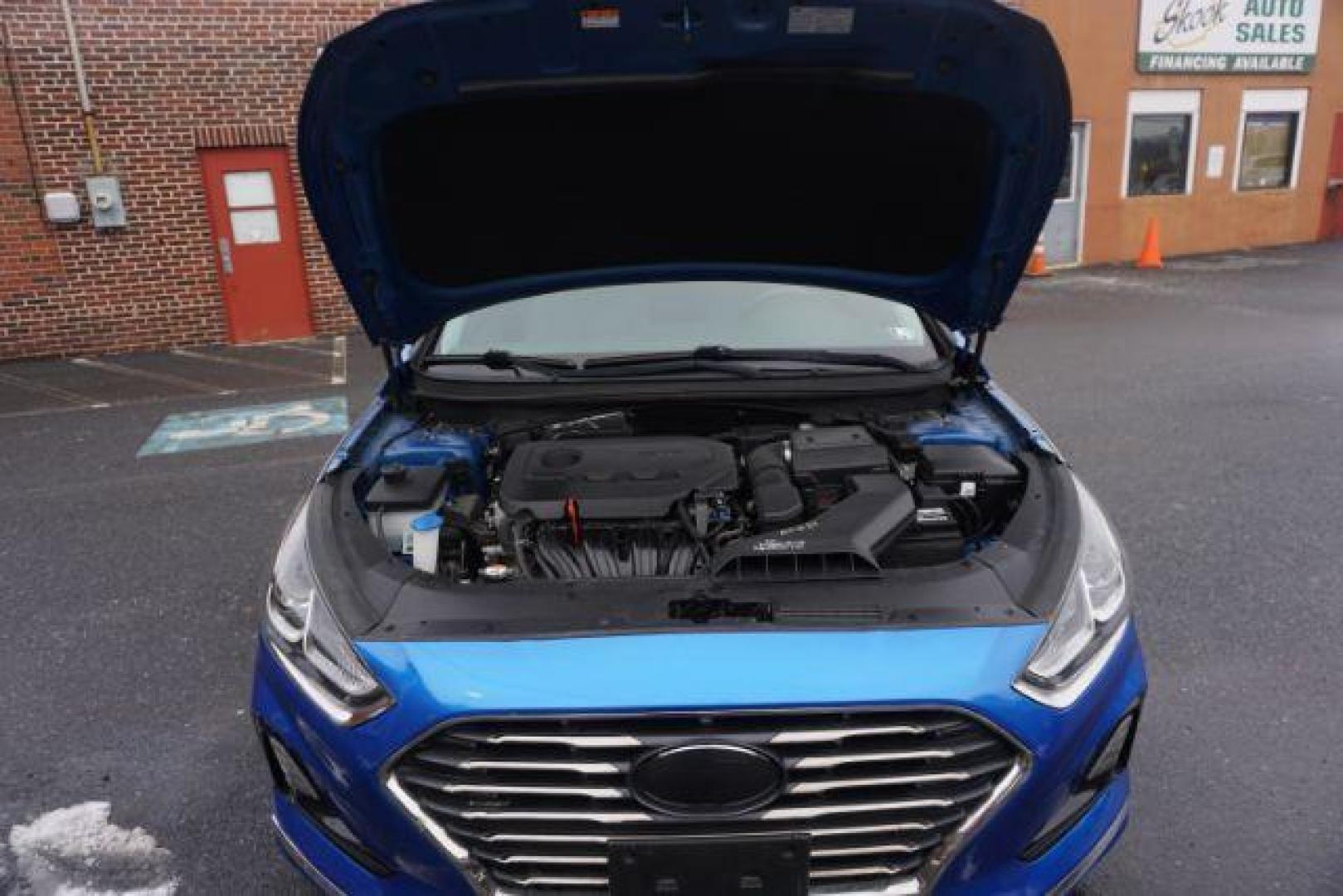 2018 Electric Blue /Beige, premium cloth Hyundai Sonata SE (5NPE24AF2JH) with an 2.4L L4 DOHC 16V engine, 7-Speed Automatic transmission, located at 312 Centre Ave, Schuylkill Haven, PA, 17972, (570) 593-5278, 40.638130, -76.177383 - Photo#51