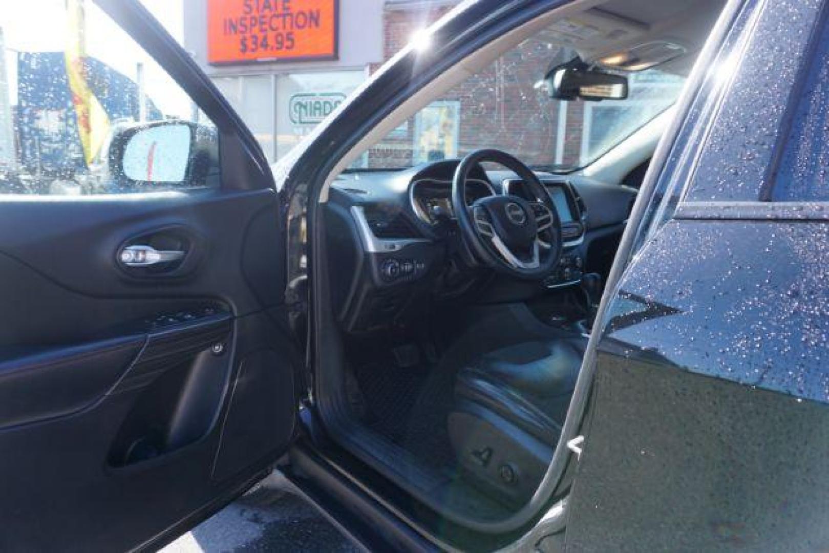 2017 Diamond Black Crystal Pearlcoat /Black Jeep Cherokee Trailhawk 4x4 (1C4PJMBS3HW) with an Pentastar 3.2L V-6 DOHC engine, located at 312 Centre Ave, Schuylkill Haven, PA, 17972, (570) 593-5278, 40.638130, -76.177383 - automatic climate control, heated exterior mirrors, heated front seats, navigation, passive keyless entry, power drivers seat, power liftgate, rear parking sensors, remote engine starter. - Photo#21