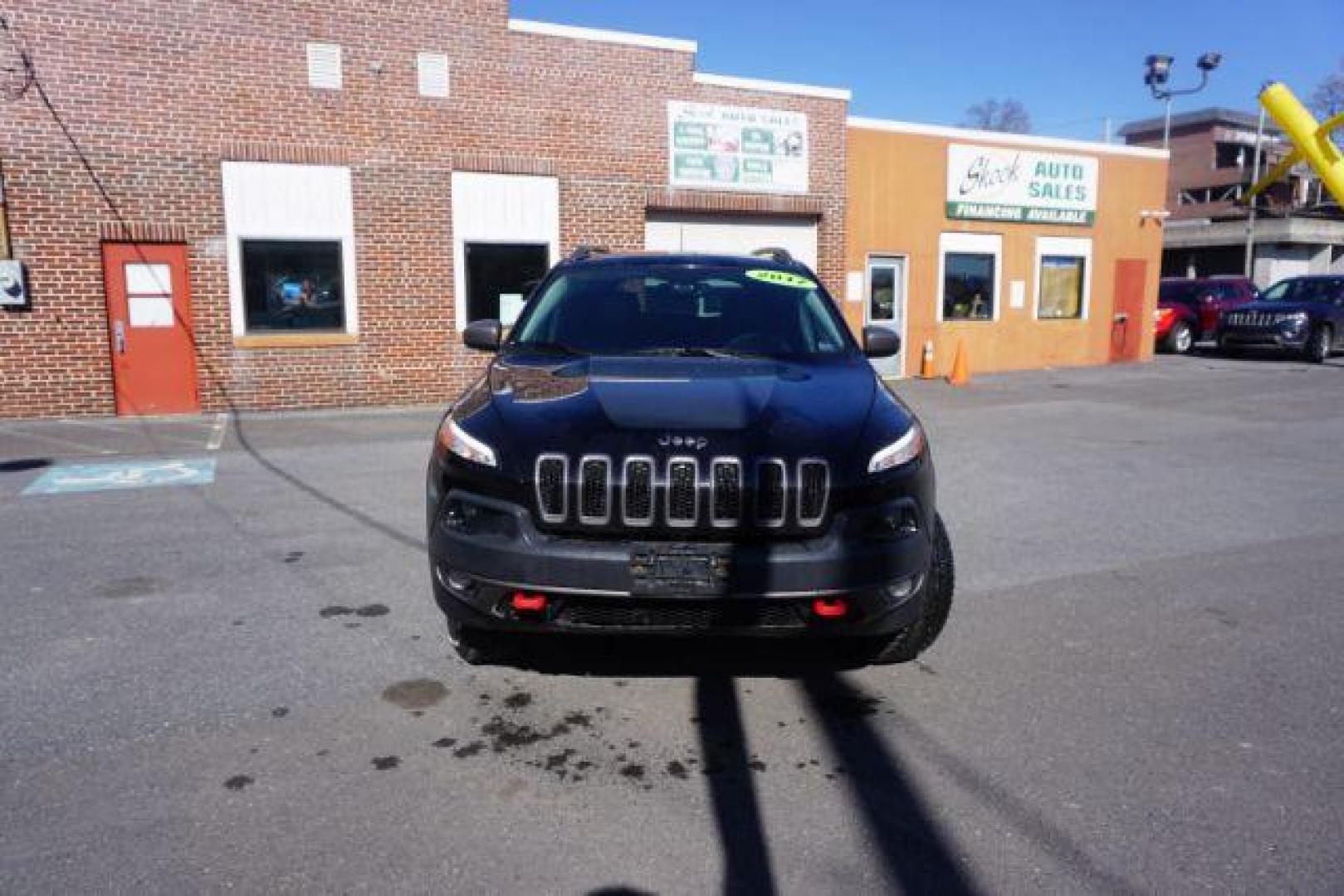 2017 Diamond Black Crystal Pearlcoat /Black Jeep Cherokee Trailhawk 4x4 (1C4PJMBS3HW) with an Pentastar 3.2L V-6 DOHC engine, located at 312 Centre Ave, Schuylkill Haven, PA, 17972, (570) 593-5278, 40.638130, -76.177383 - automatic climate control, heated exterior mirrors, heated front seats, navigation, passive keyless entry, power drivers seat, power liftgate, rear parking sensors, remote engine starter. - Photo#5