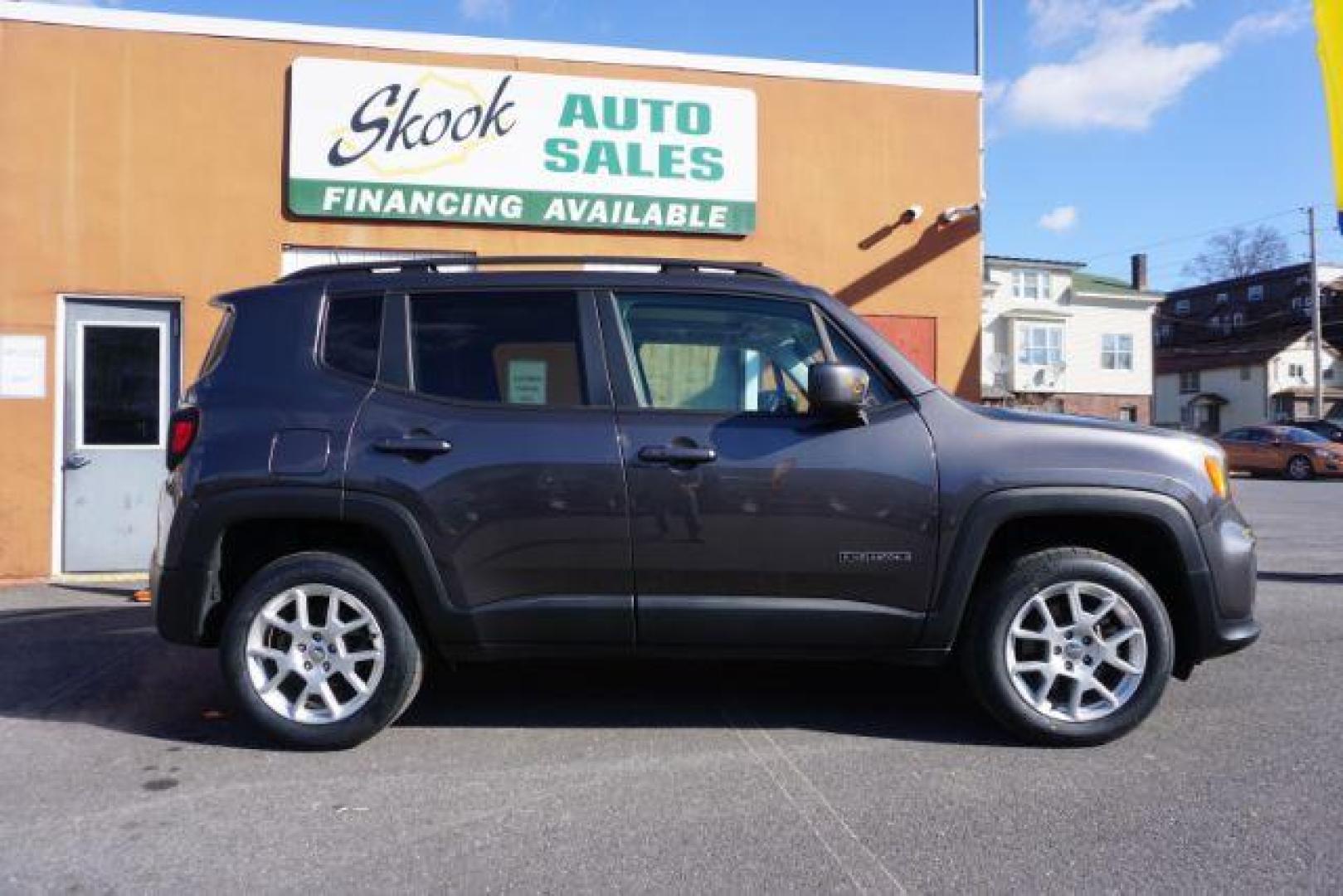 2019 Granite Crystal Metallic Clearcoat /Black Jeep Renegade Latitude 4x4 (ZACNJBBB3KP) with an 1.3L I-4 gasoline direct injection engine, located at 312 Centre Ave, Schuylkill Haven, PA, 17972, (570) 593-5278, 40.638130, -76.177383 - blind spot monitor, collision avoidance, HID headlamps, heated front seats, lane departure warning, luggage rack, navigation, passive keyless entry, power removeable open air sunroof, remote engine starter. - Photo#12